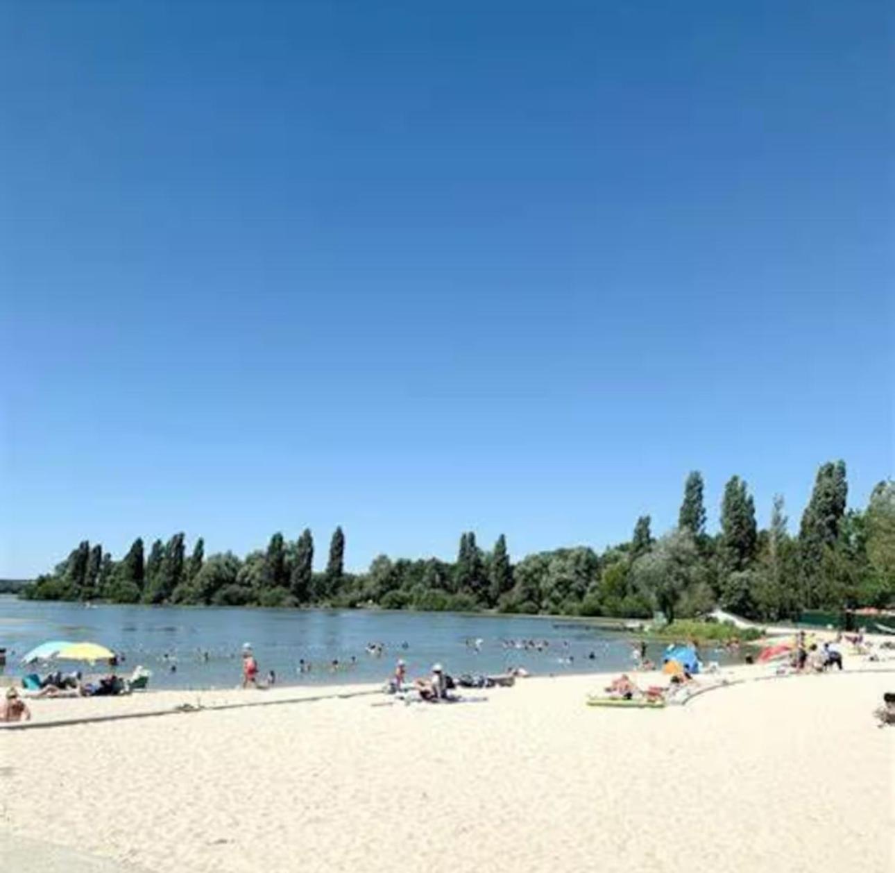 La Villa Bis Vesoul Eksteriør billede